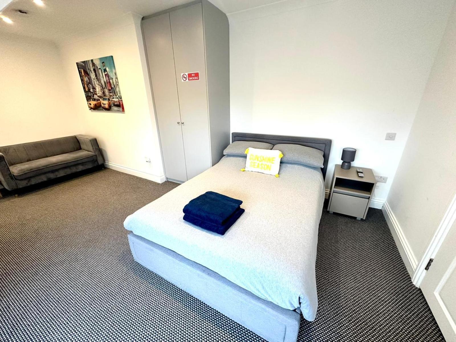 Stylish Modern, Private Apartment,15 Mins To Central London Hendon Exteriér fotografie