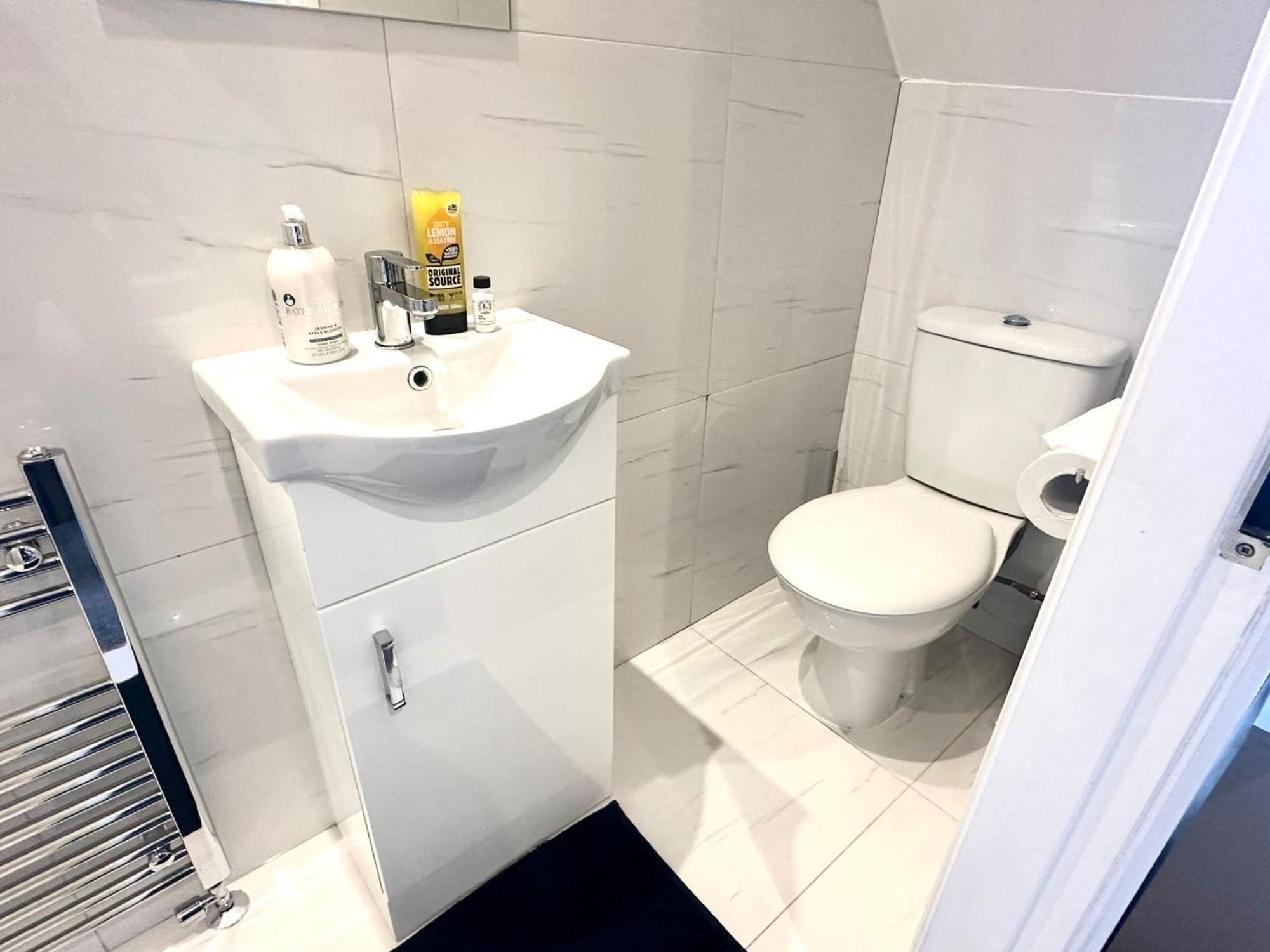 Stylish Modern, Private Apartment,15 Mins To Central London Hendon Exteriér fotografie